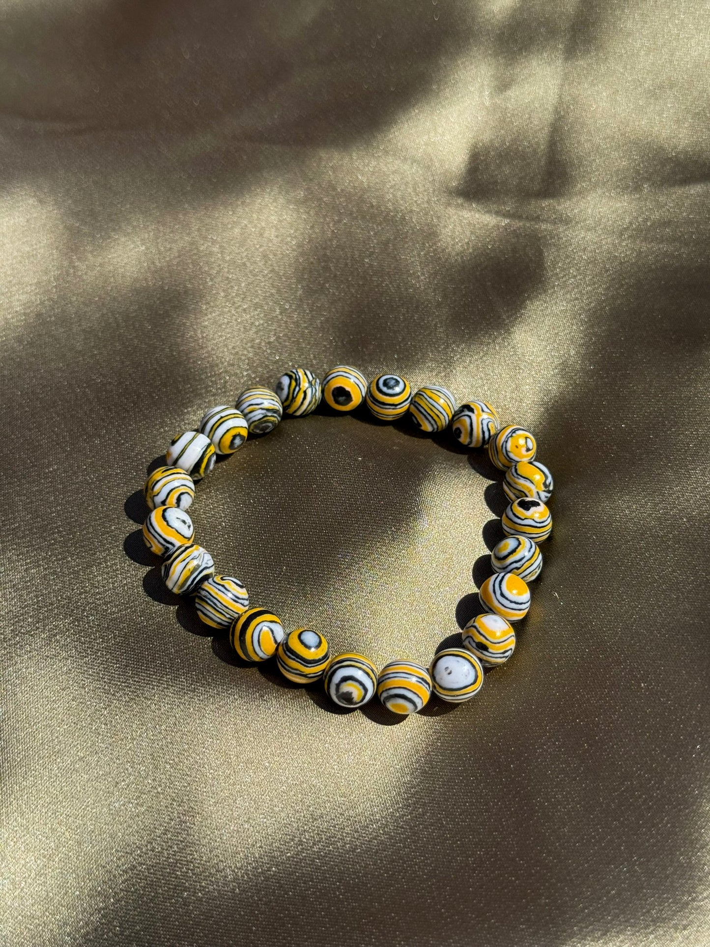 Pulseira Pedras Naturais Amarelo, Preto e Branco