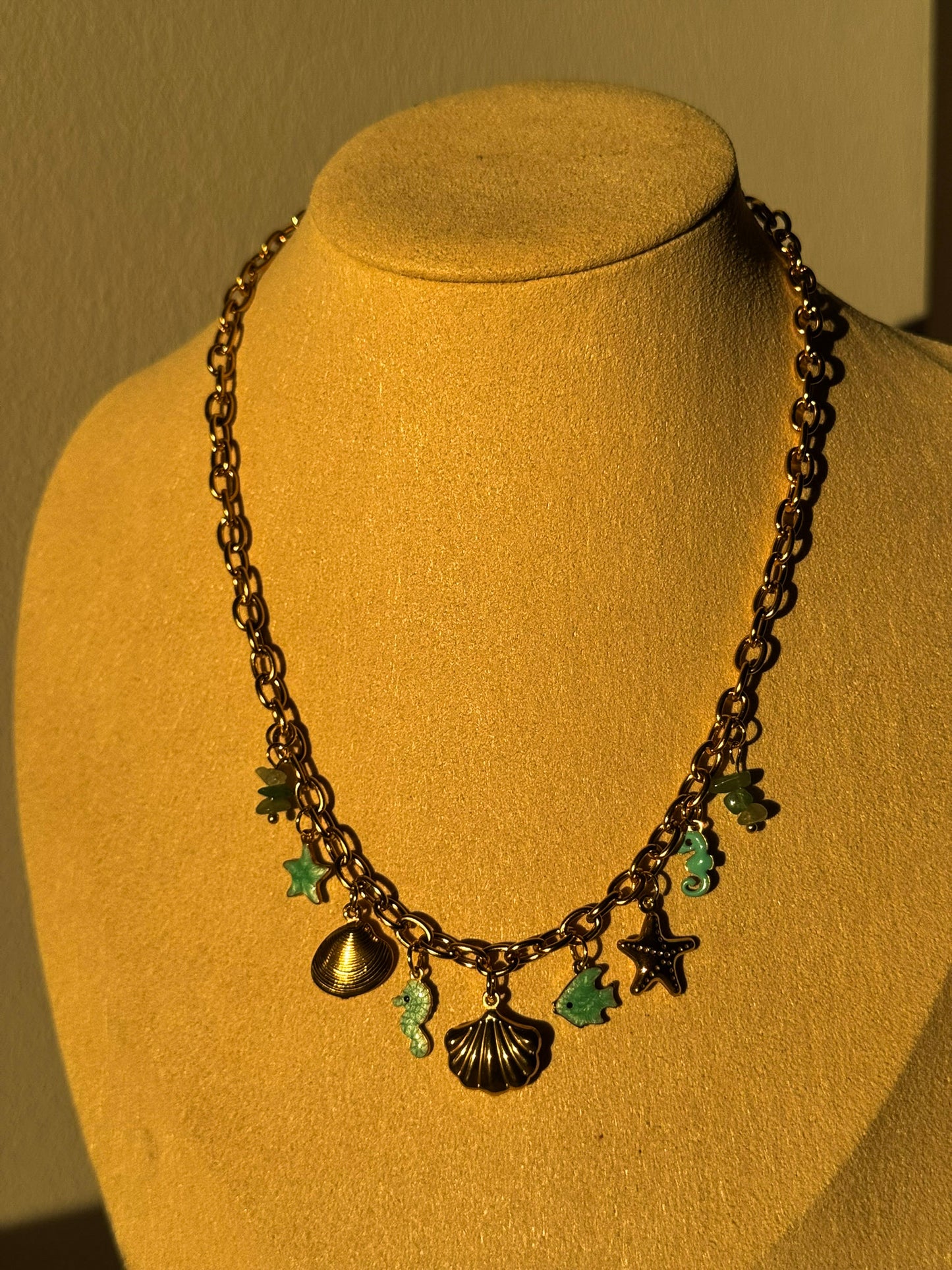 Colar Dourado Aço Inoxidável Ocean Charm