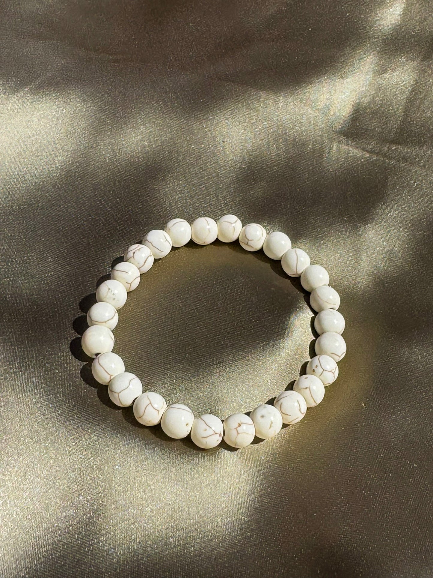 Pulseira Pedras Naturais Efeito Mármore/Howlita