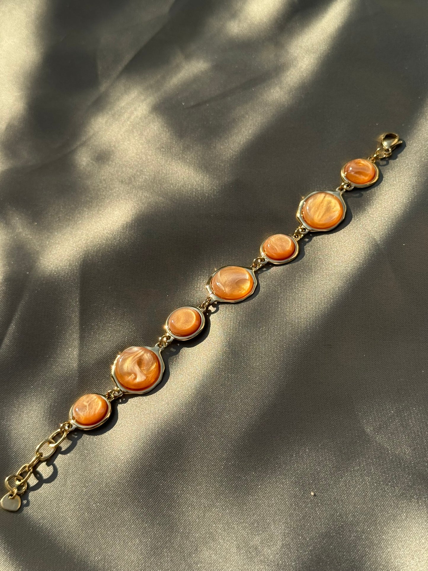 Pulseira Dourada Aço Inoxidável com Pedras Âmbar