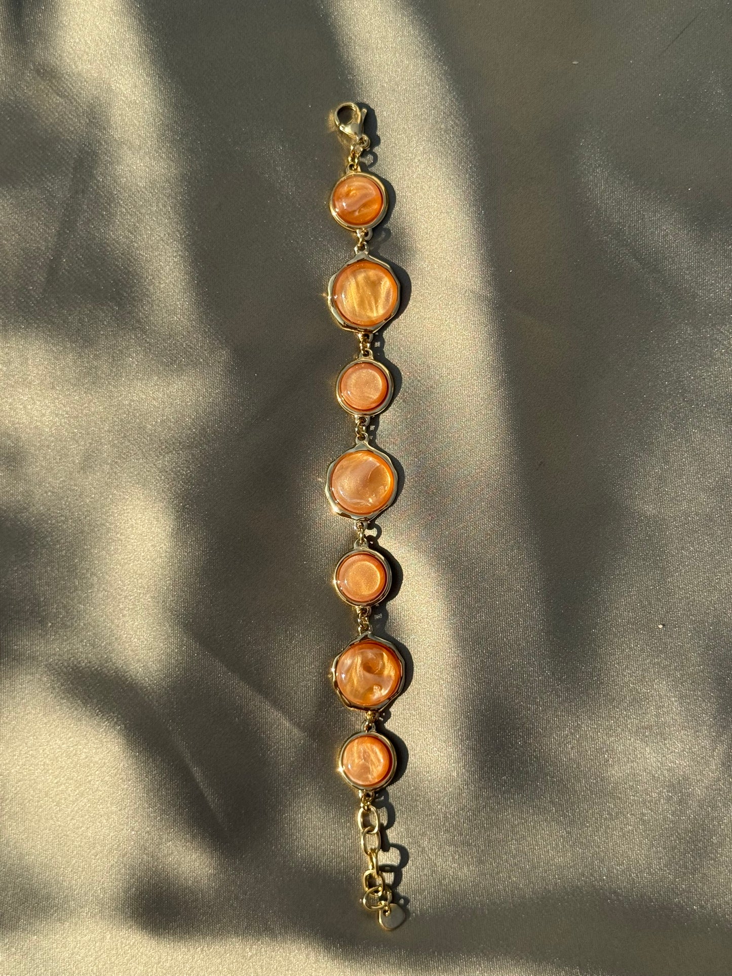 Pulseira Dourada Aço Inoxidável com Pedras Âmbar