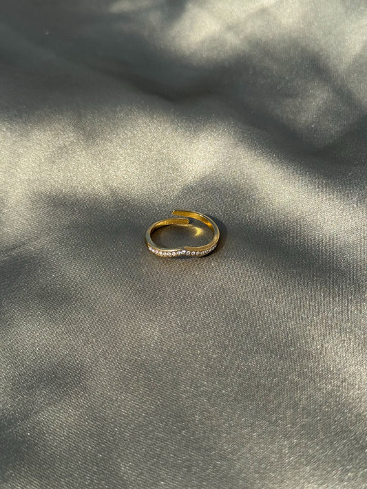 Anel Dourado Aço Inoxidável Elegante