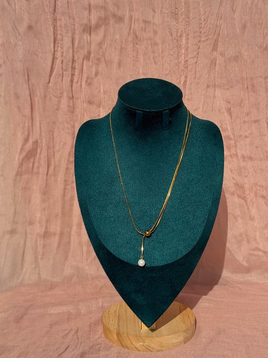 Colar Ajustável Dourado Aço Inoxidável com Pingente Pérola